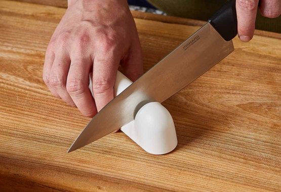 Lær om forskellige slibe-teknikker til knive